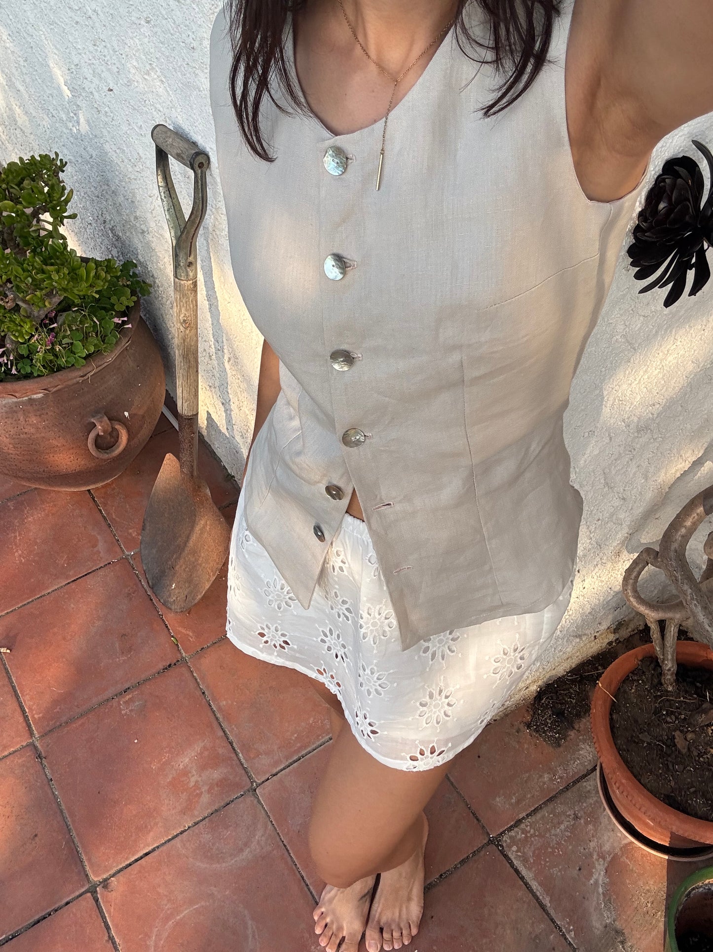 Nua vest